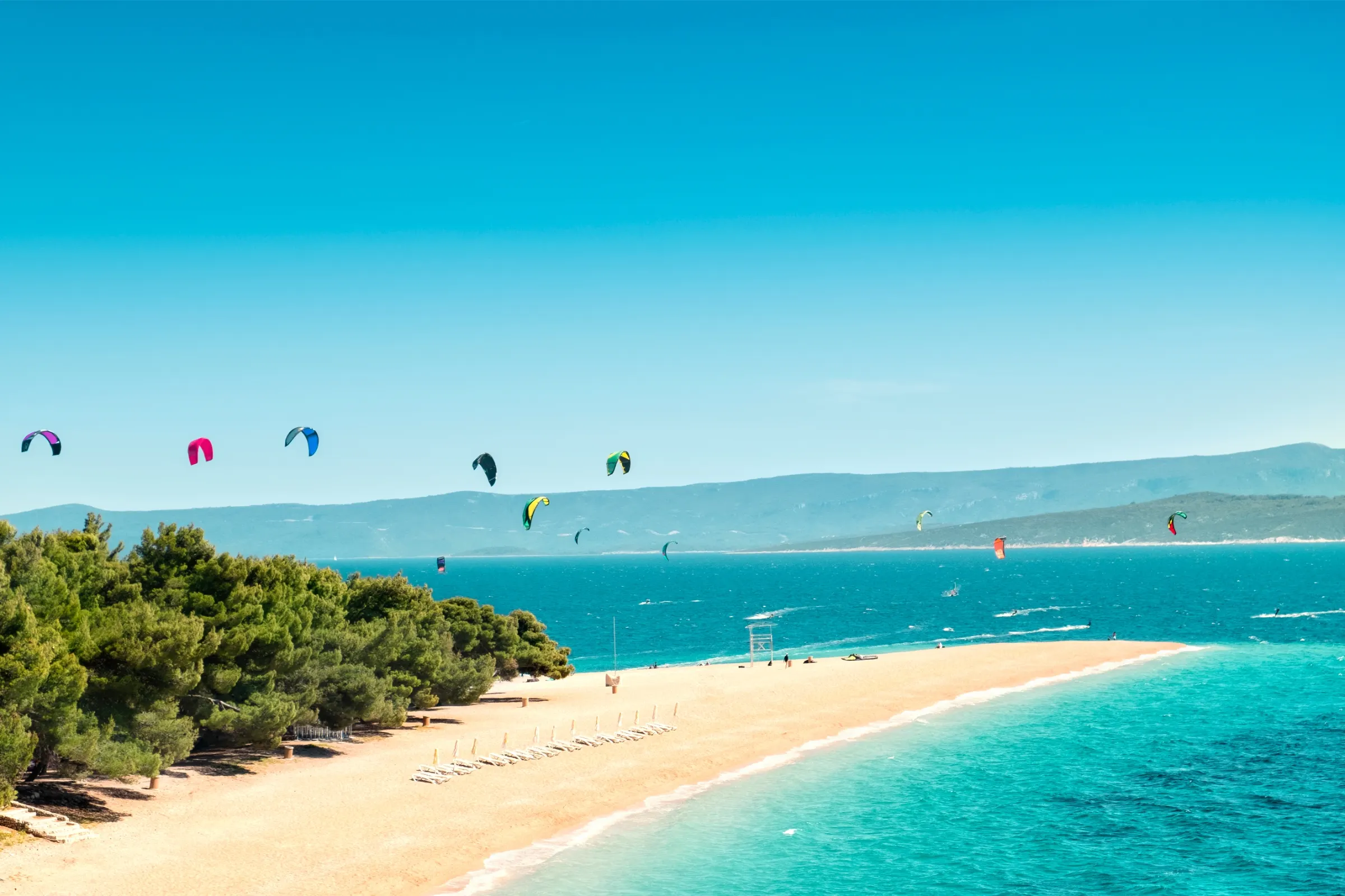 Kitesurfing on Zlatni Rat beach
